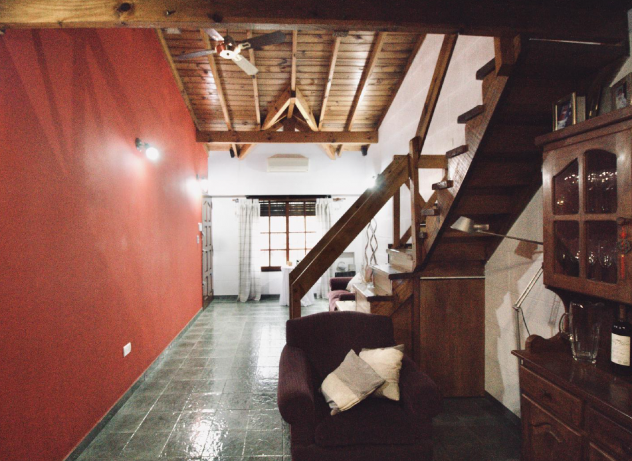 Chalet 5 ambientes Ituzaingo Norte