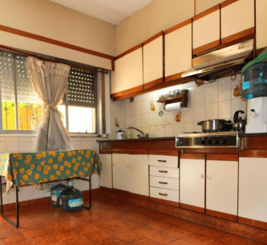Venta casa 4 ambientes Ituzaingo Norte