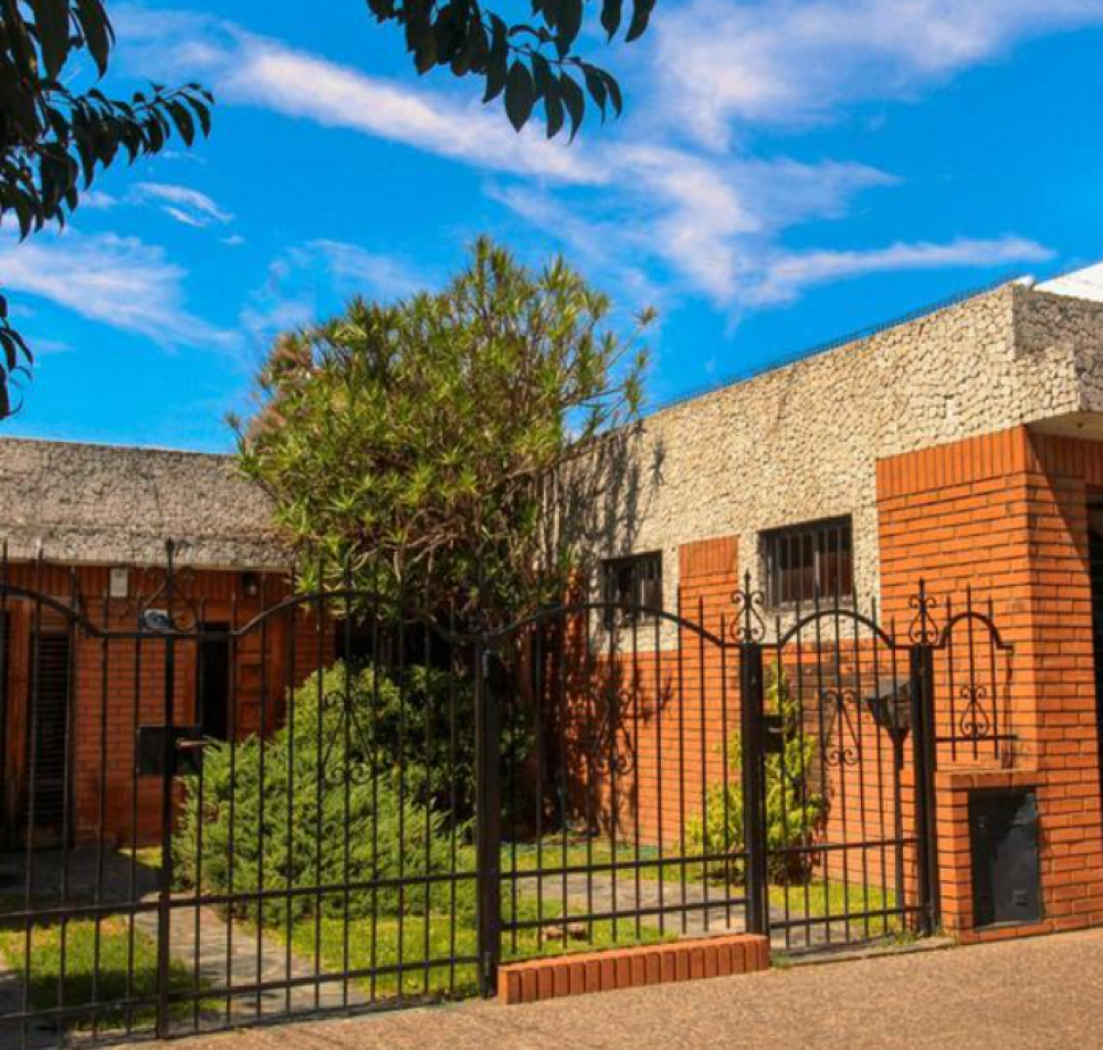 Venta casa 4 ambientes Ituzaingo Norte