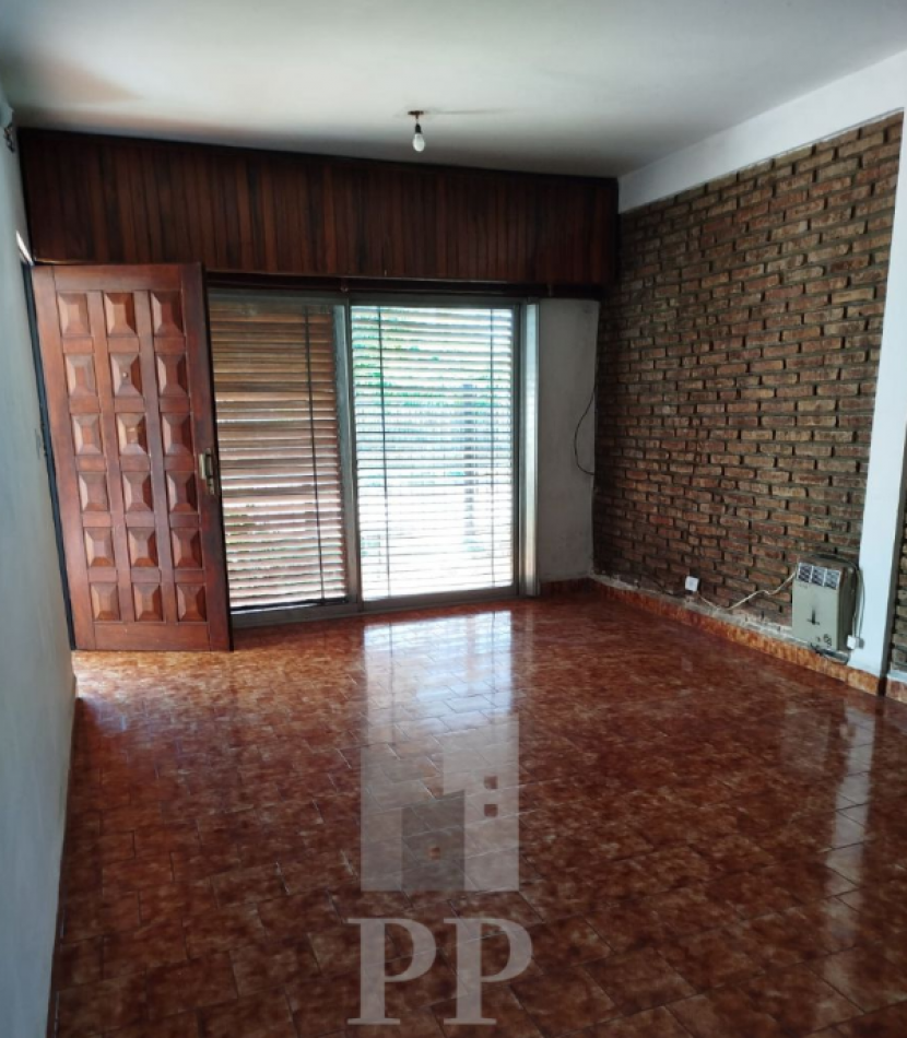 Venta casa 4 ambientes Ituzaingo Norte