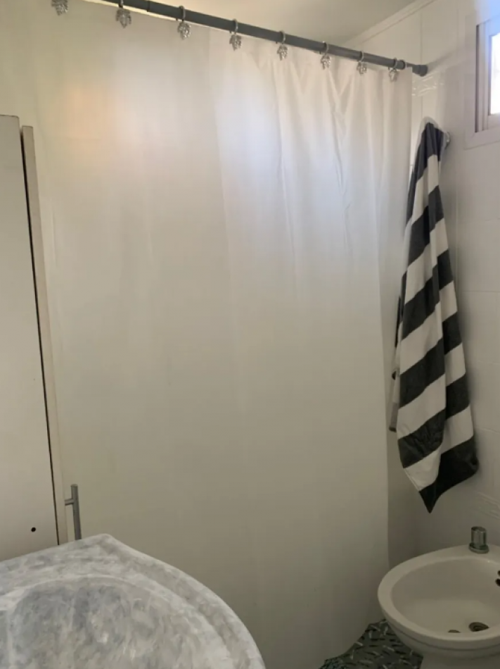 Casa En Excelente Estado Con 3 Dormitorios