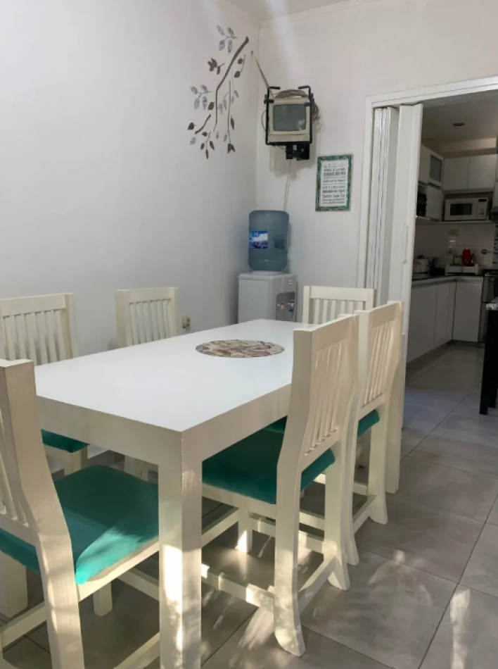 Casa En Excelente Estado Con 3 Dormitorios