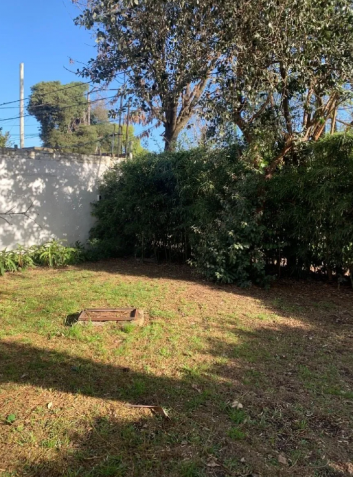 Casa En Excelente Estado Con 3 Dormitorios