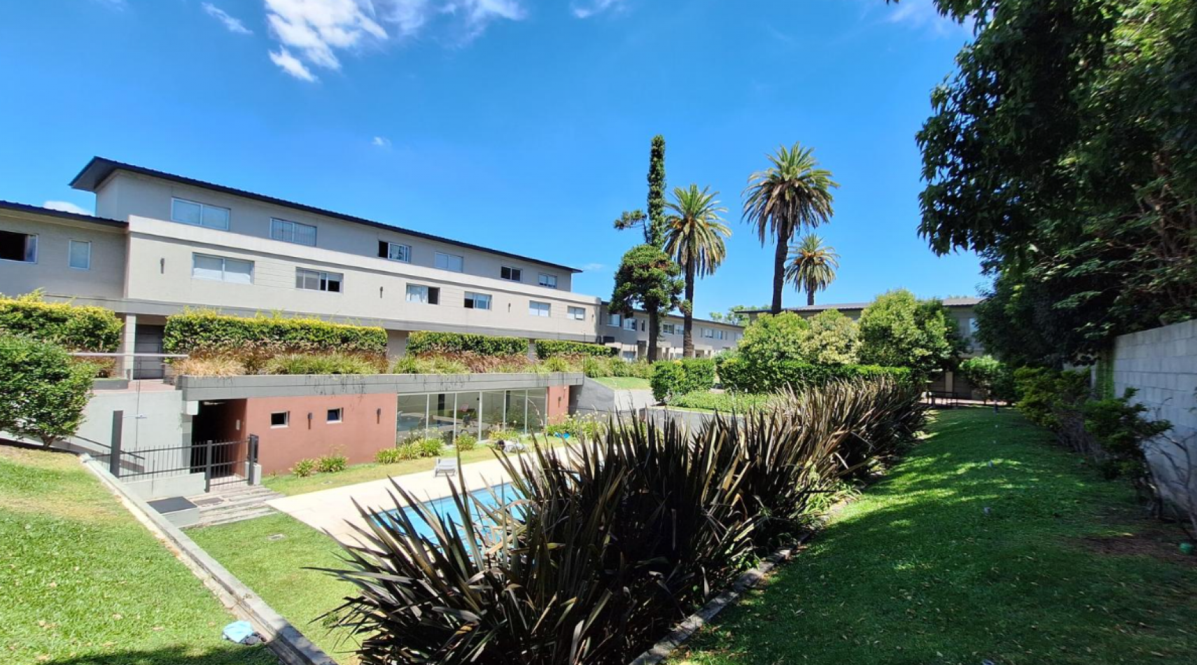 Venta 3 ambientes condominio Moron