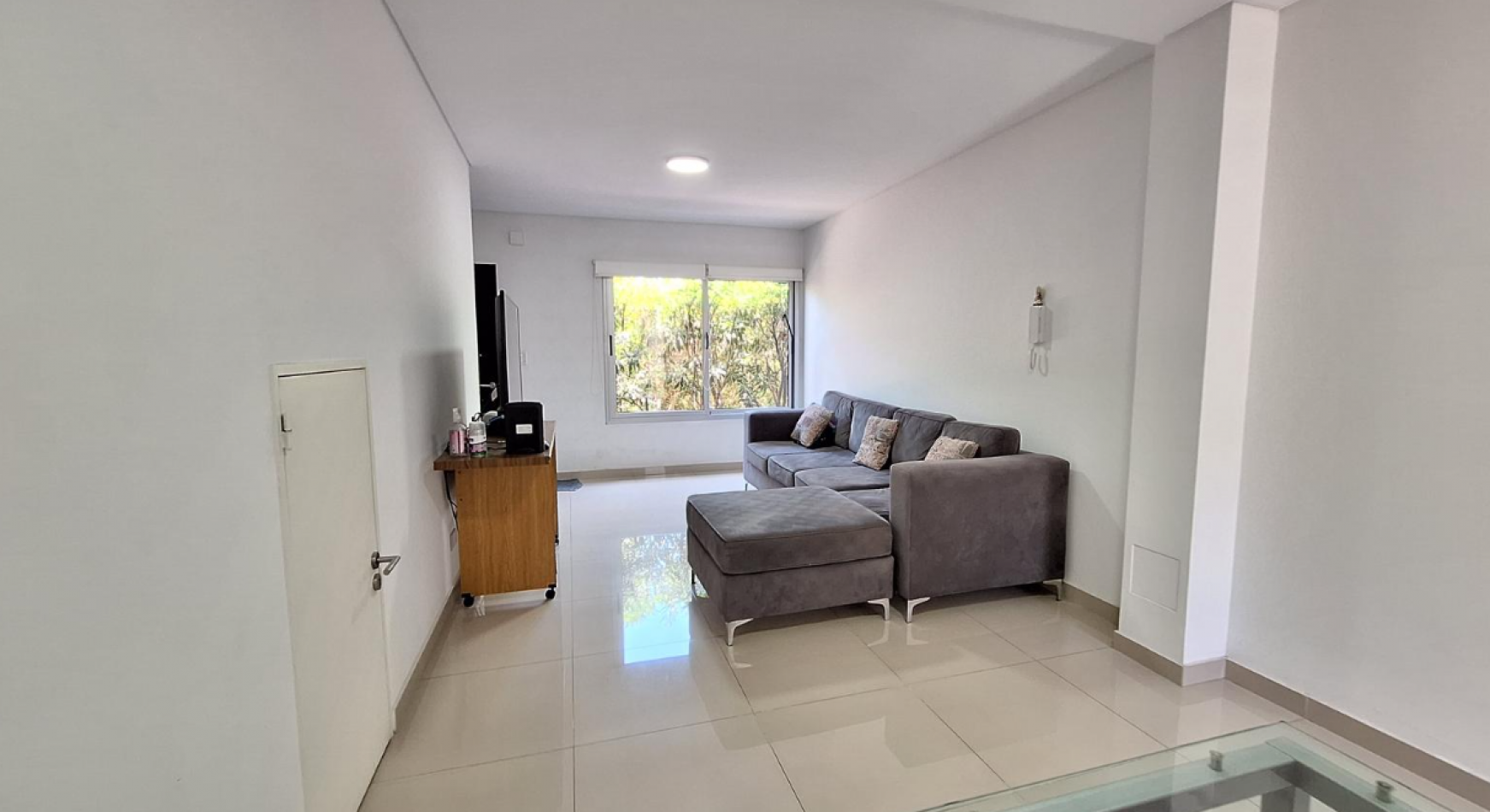Venta 3 ambientes condominio Moron