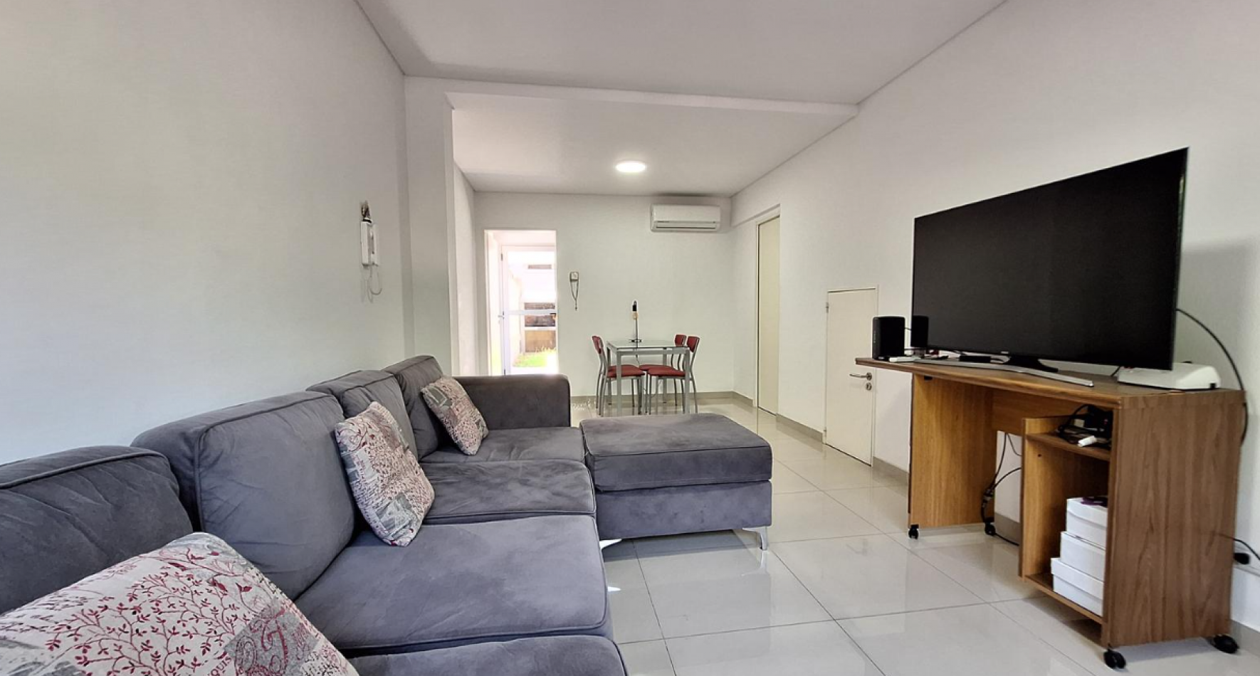 Venta 3 ambientes condominio Moron