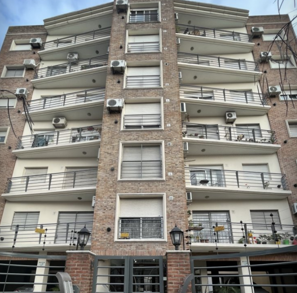 Venta Monoambiente Moron