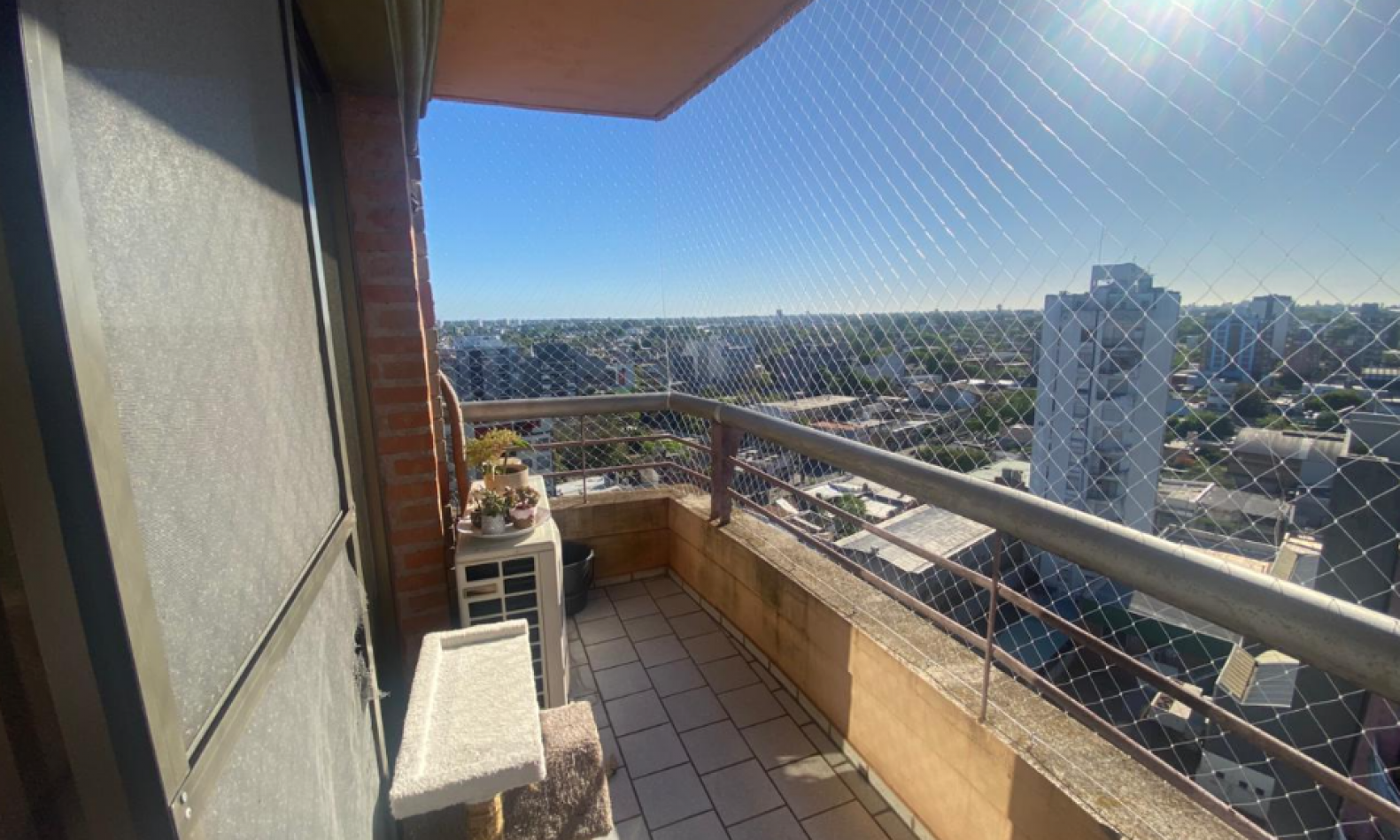 Venta departamento monoambiente Moron