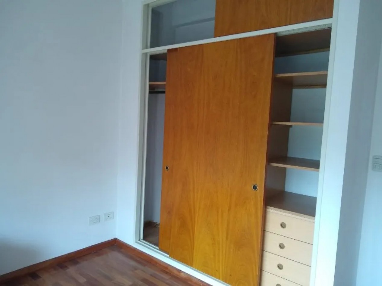 Departamento Semipiso 3 Ambientes con cochera Moron Sur