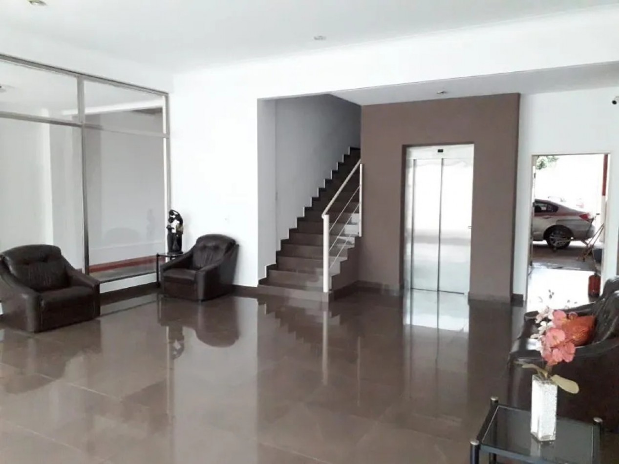 Departamento Semipiso 3 Ambientes con cochera Moron Sur