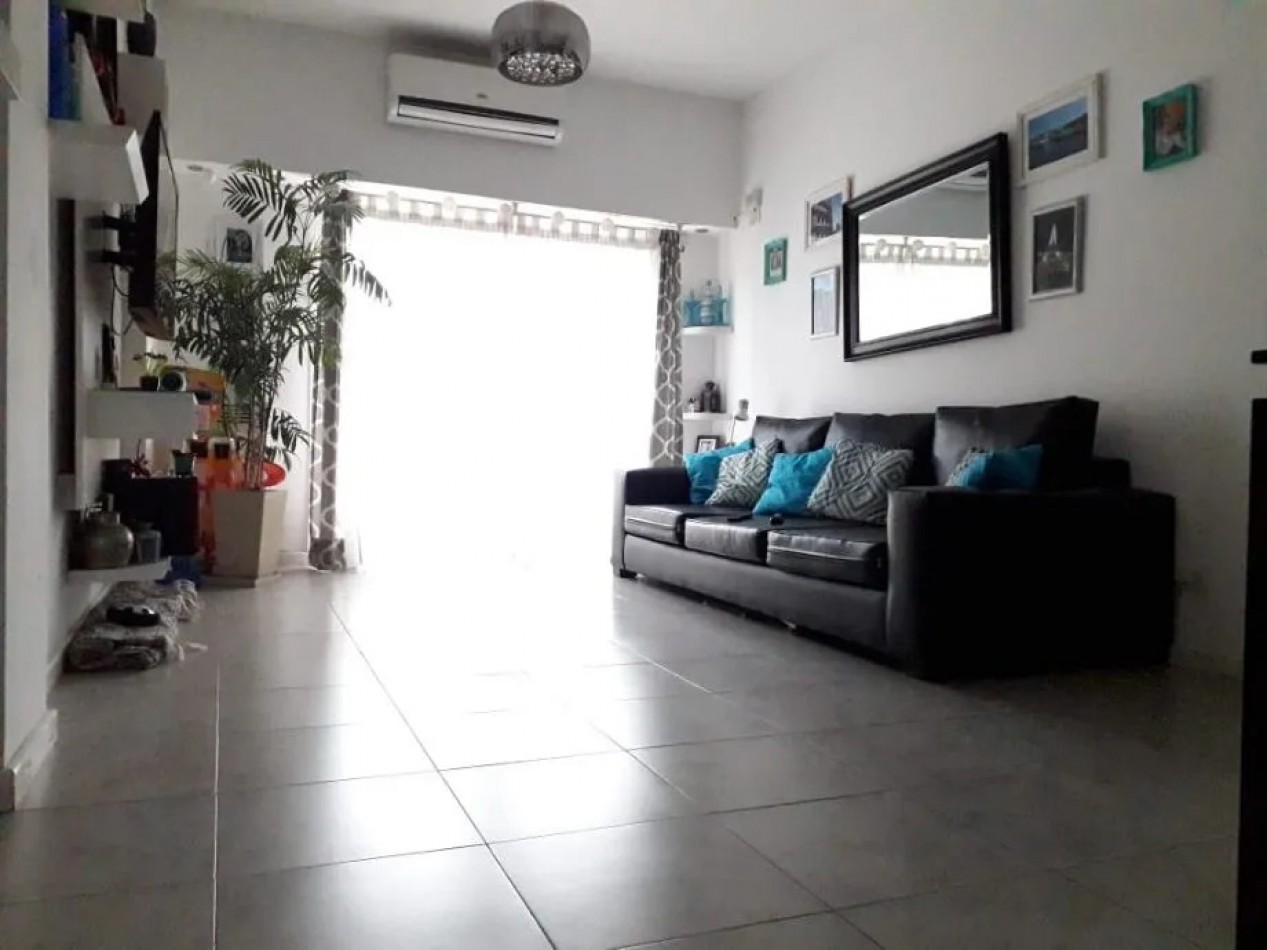Departamento Semipiso 3 Ambientes con cochera Moron Sur