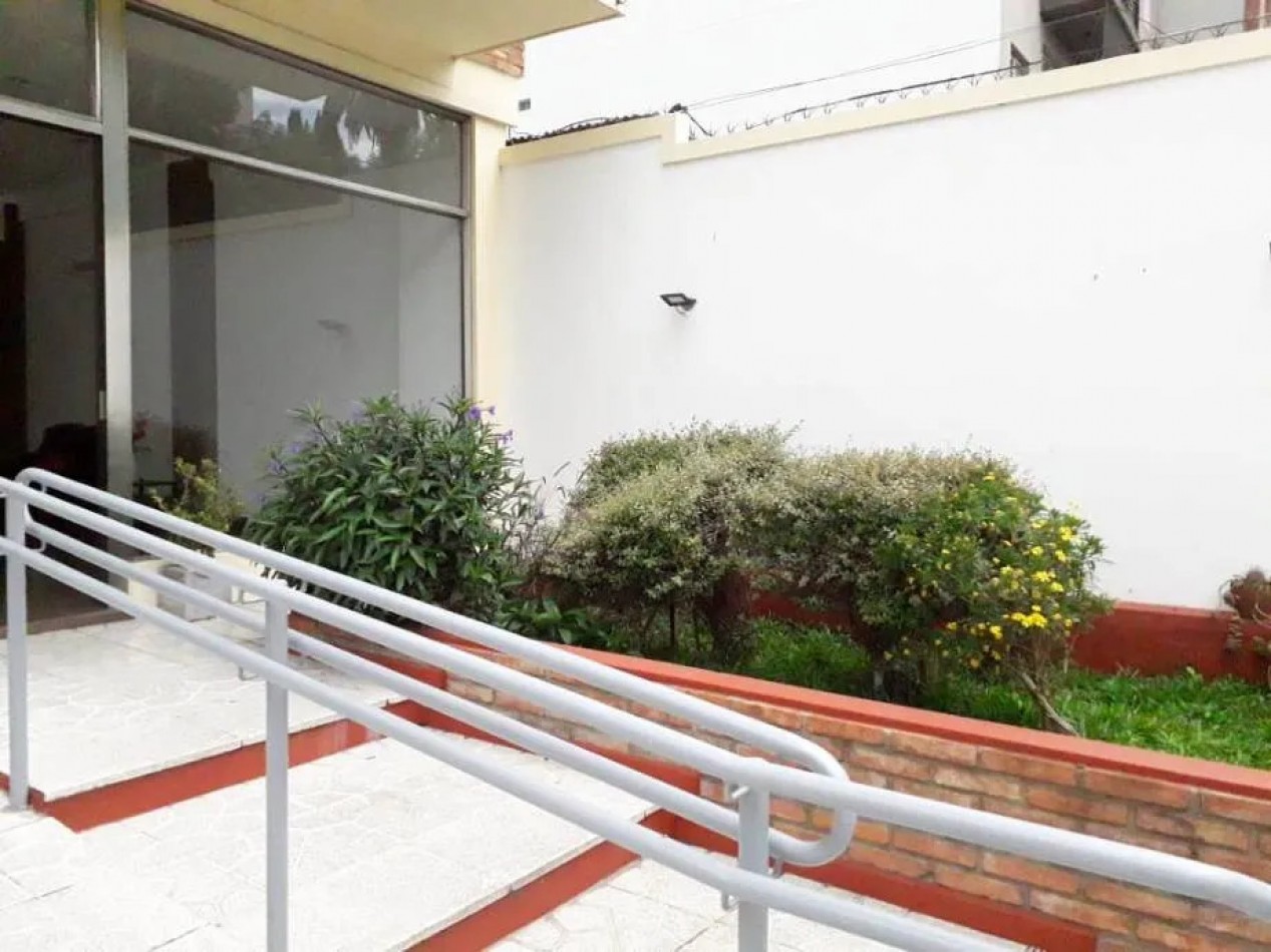 Departamento Semipiso 3 Ambientes con cochera Moron Sur
