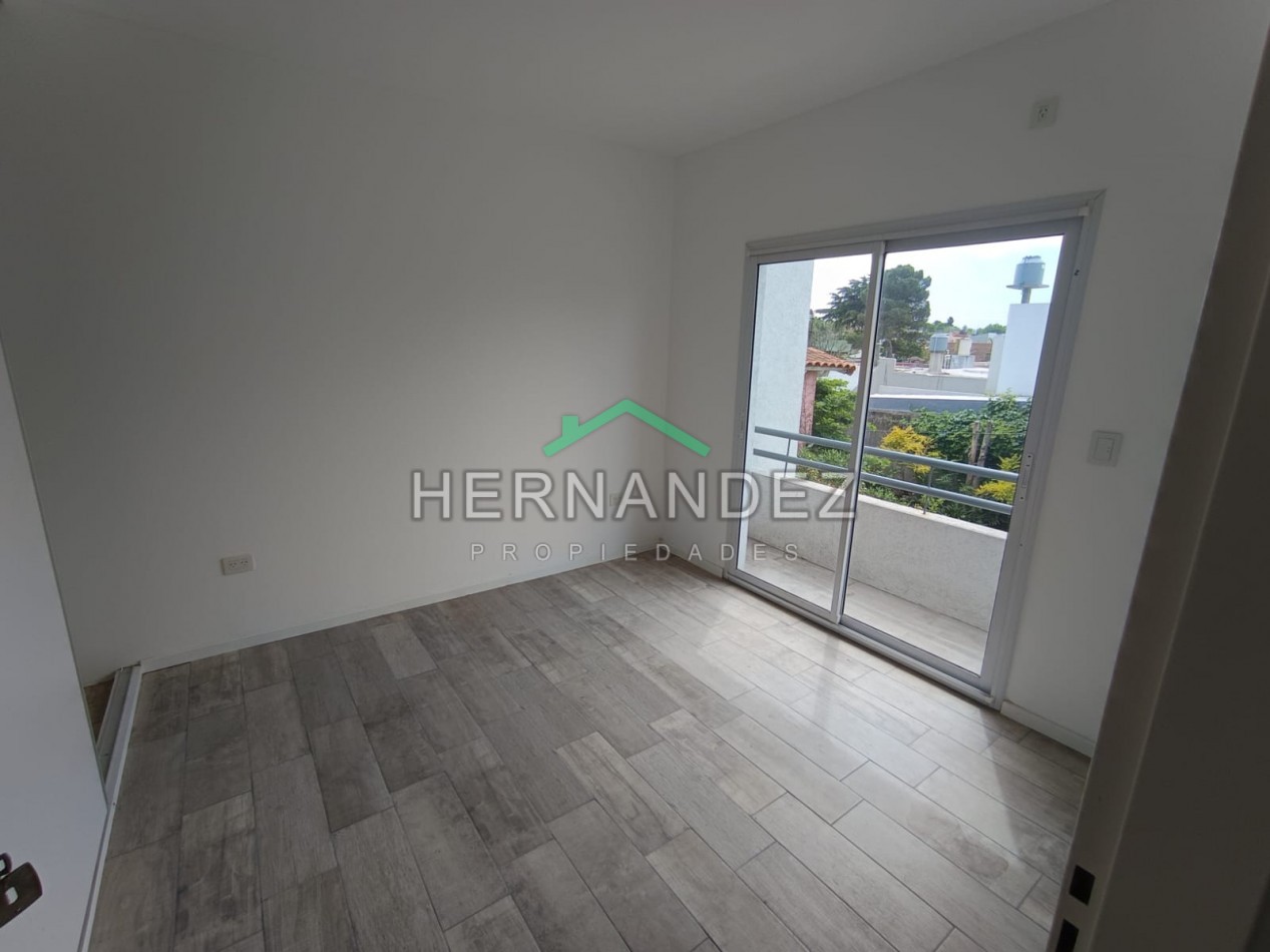 Venta Duplex 3 ambientes a estrenar con cochera Castelar Sur - Apto Credito