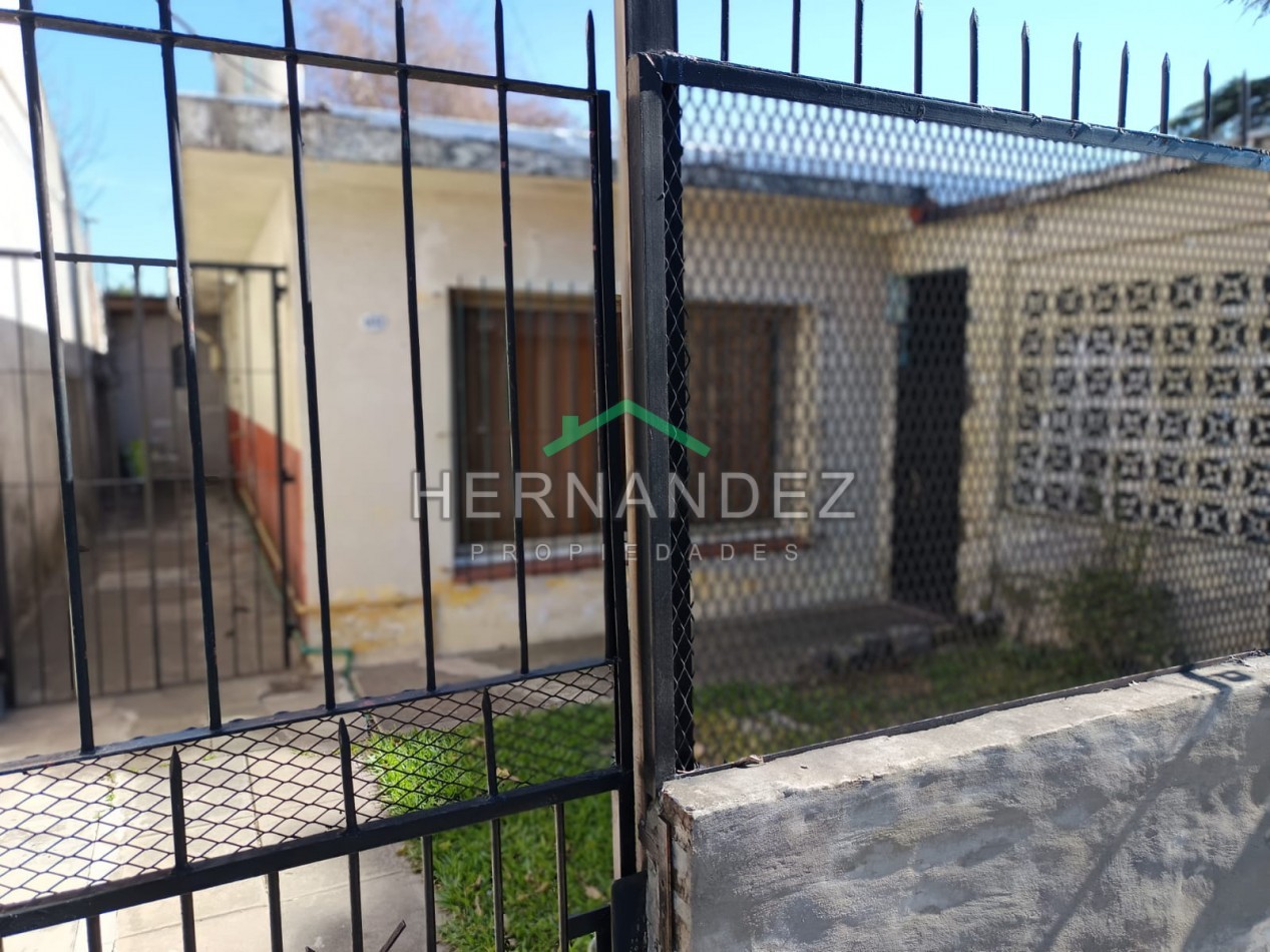 Casa en venta a reciclar en Ituzaingo