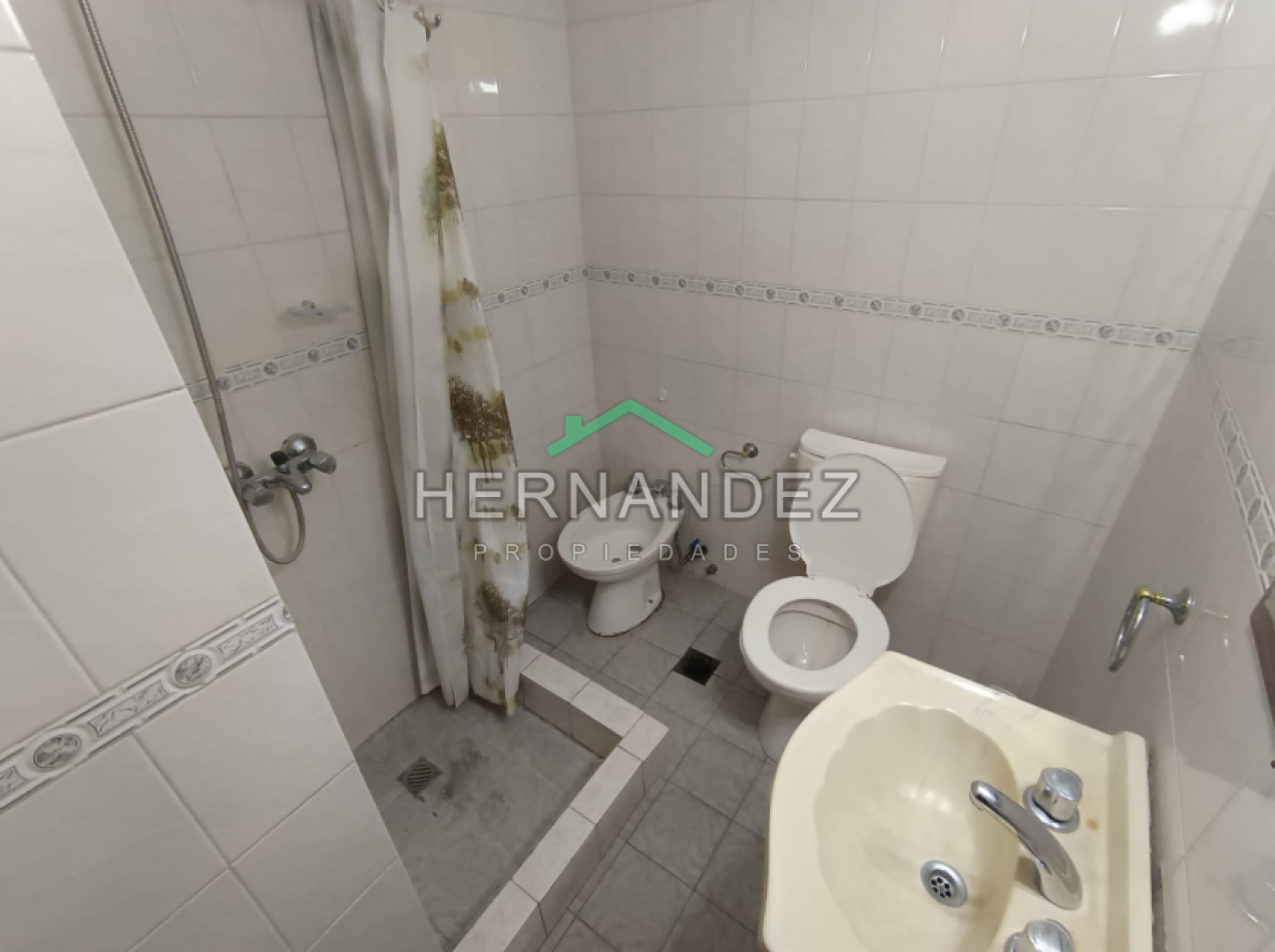 Venta Monoambiente Moron Centro 