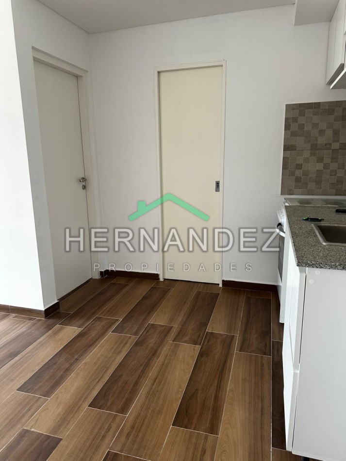 Venta Departamento 2 ambientes con cochera Moron Norte