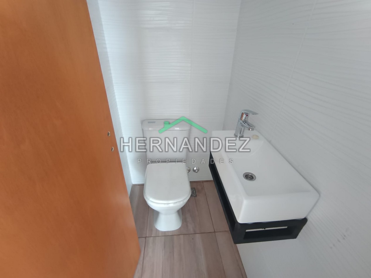 Venta Duplex 2 ambientes y medio Castelar Sur con cochera Apto Credito