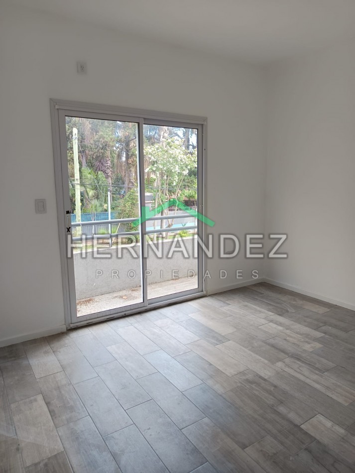 Venta Duplex 3 ambientes Castelar Sur Con cochera Apto Credito