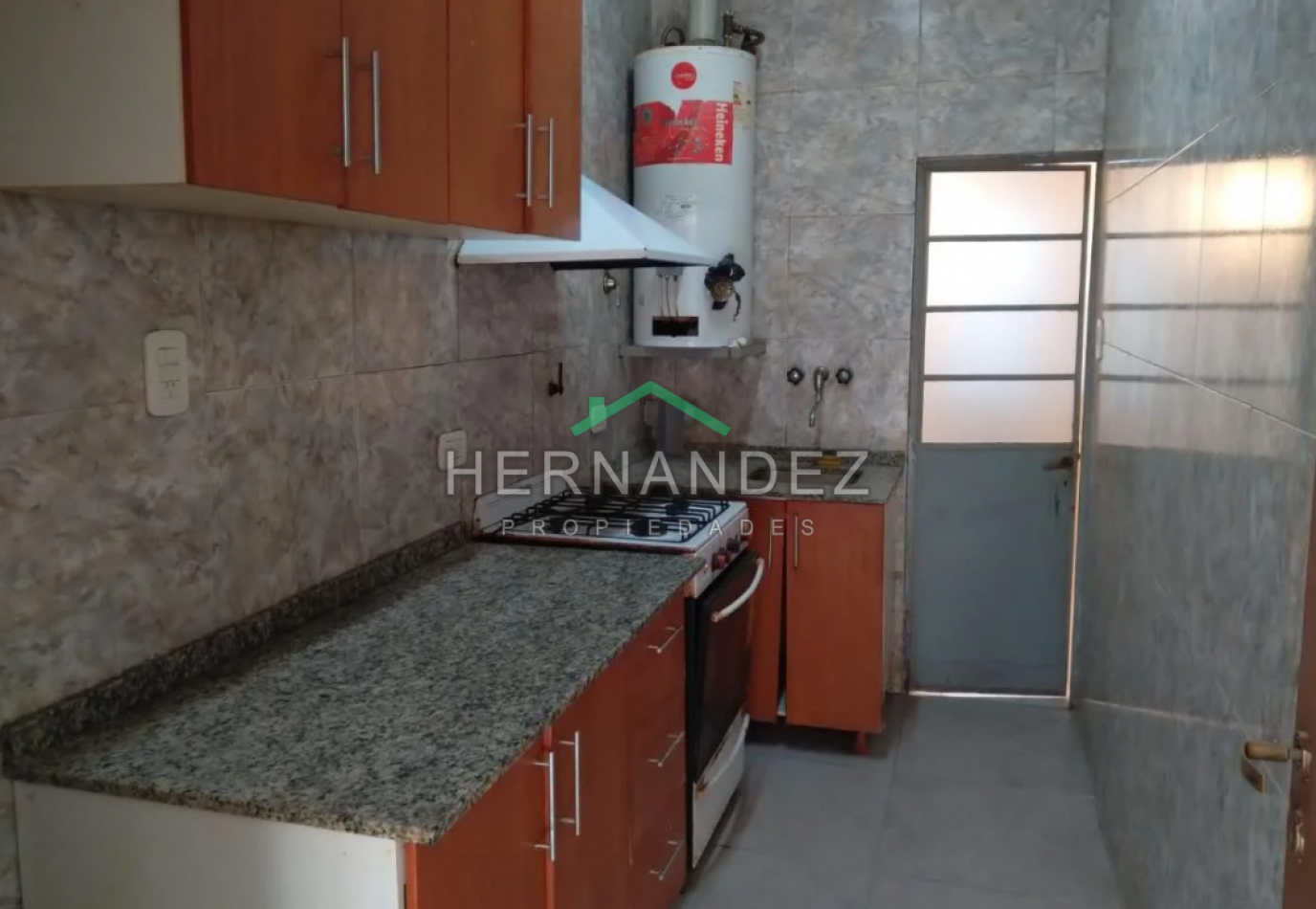 Venta Departamento 2 ambientes Tipo Ph al frente Moron Centro