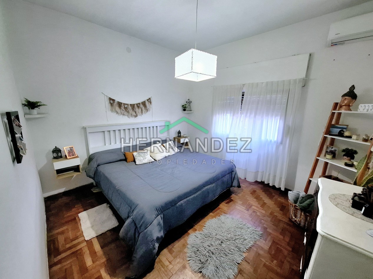 Casa en Venta Ituzaingo con Importante Lote para desarrollo