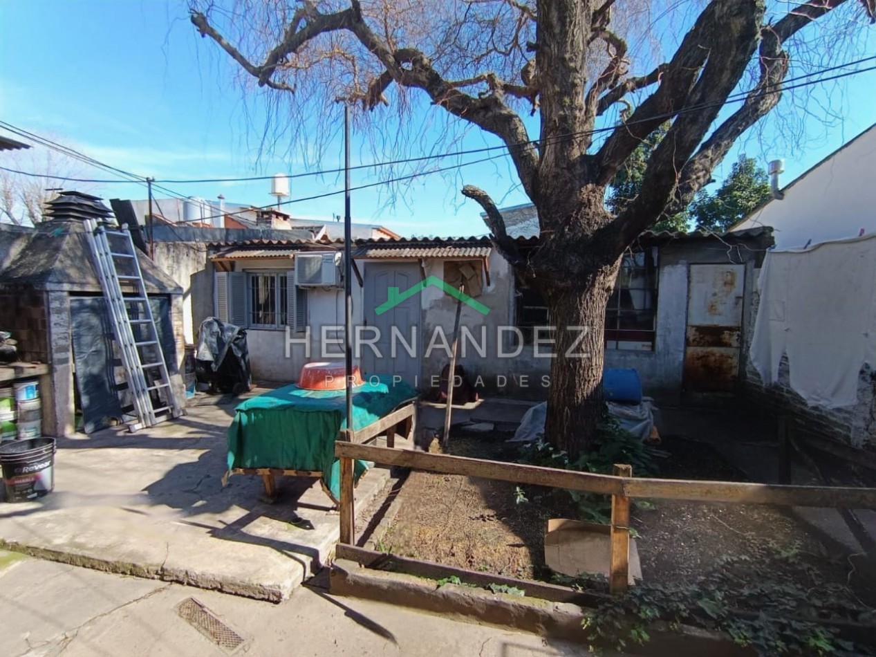 Casa en venta a reciclar en Ituzaingo