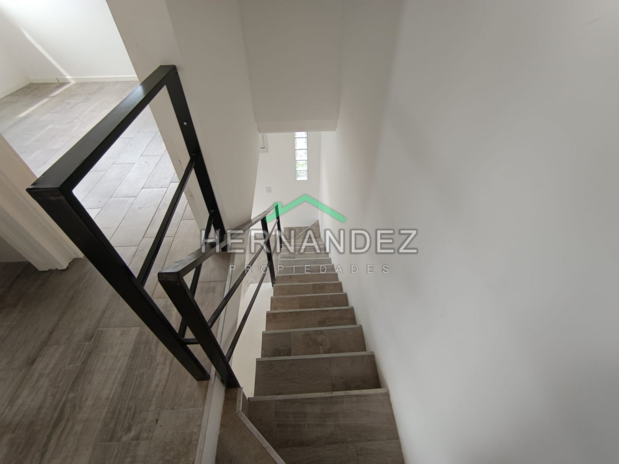 Venta Duplex 3 ambientes a estrenar con cochera Castelar Sur - Apto Credito