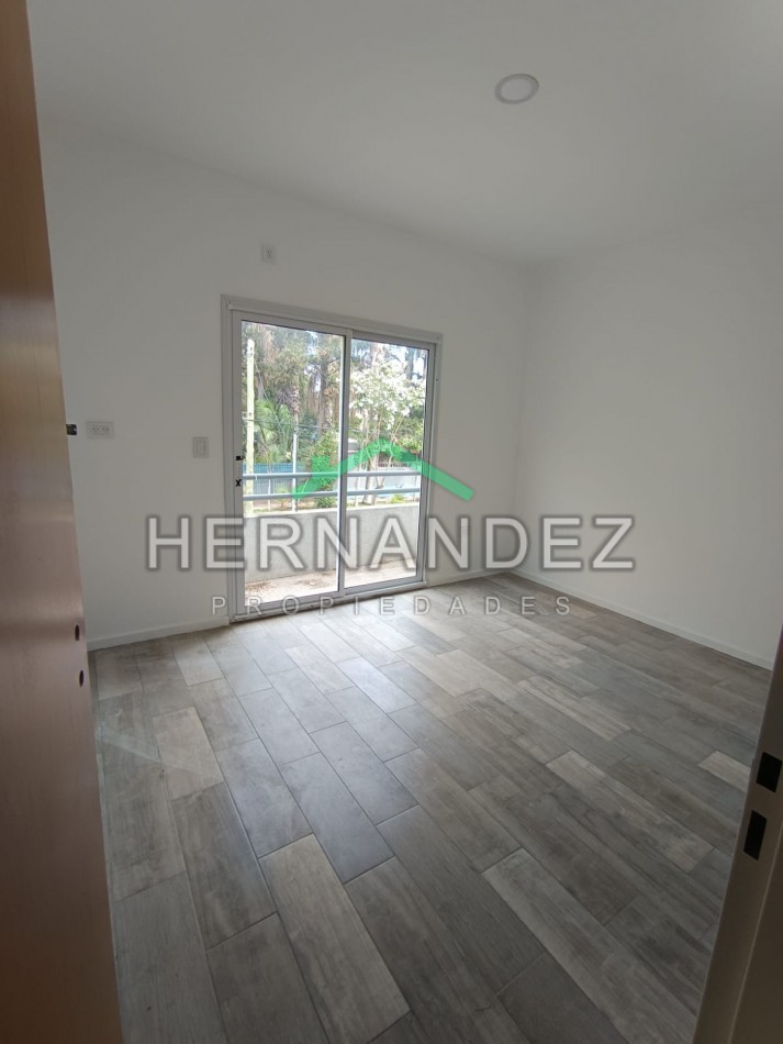 Venta Duplex 3 ambientes Castelar Sur Con cochera Apto Credito