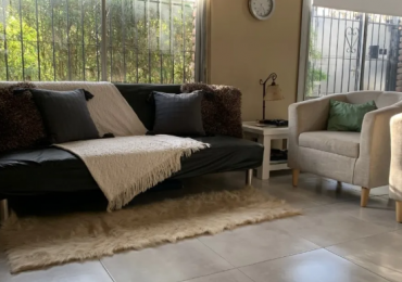 Casa En Excelente Estado Con 3 Dormitorios