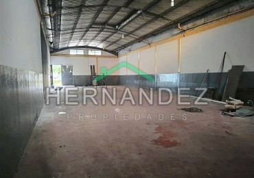 Alquiler Galpon Moron 320m2 Cubiertos sobre Avenida